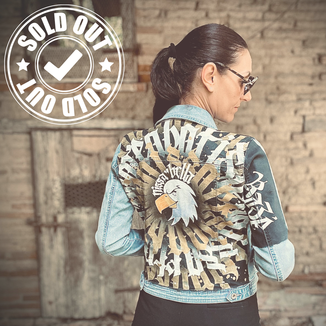 Hand-painted denim jacket by Niçois artist Razé, featuring calligraffiti inspired by Nice, spirituality and combat sports. Unique wearable artwork, some pieces ritually blessed by a shaman or priest.
