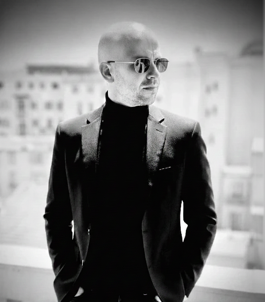 Hand-painted denim jacket by Niçois artist Razé, featuring calligraffiti inspired by Nice, spirituality and combat sports. Unique wearable artwork, some pieces ritually blessed by a shaman or priest.